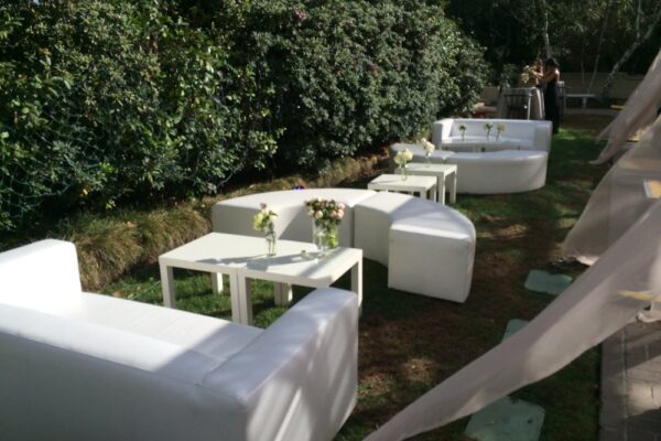 White furniture couches/ottomans/benches los angeles